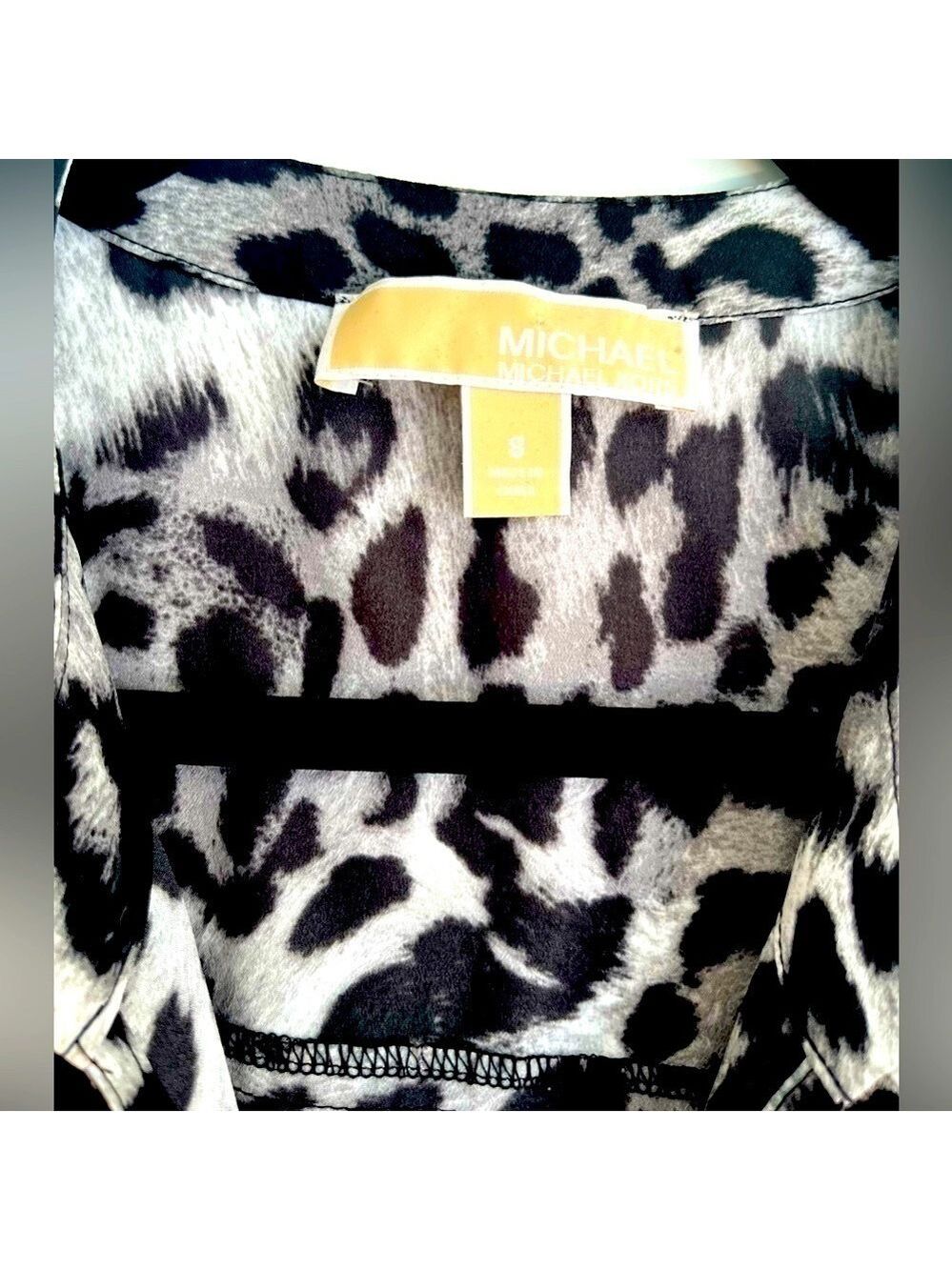 Nwot Michael Kors Animal Print Blouse Size 8 (Medium or Large) - Picture 6 of 7